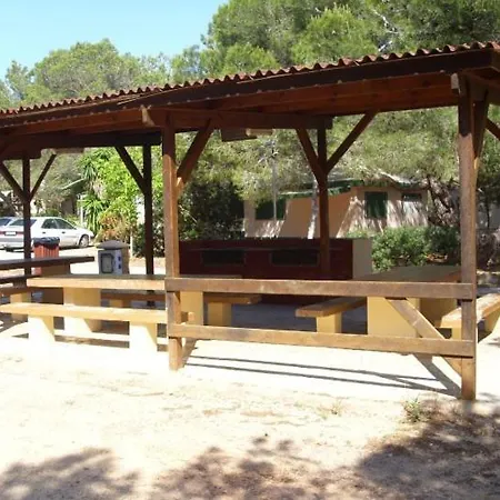 אתר קמפינג Cala Nova